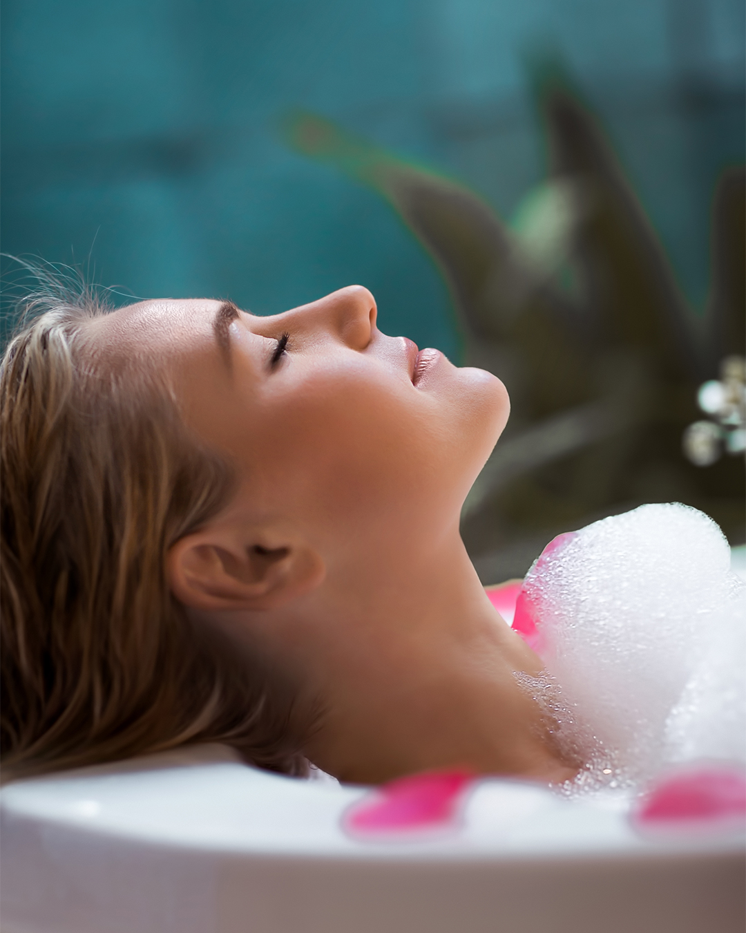 Services de bien-être et de relaxation en Tunisie avec Trivamed : massages, yoga, méditation et spa pour accompagner votre séjour médical